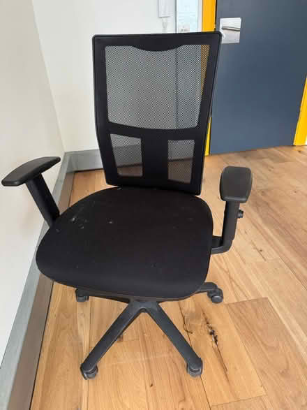 Photo of free Black office chair (Southwark, SE1) #1