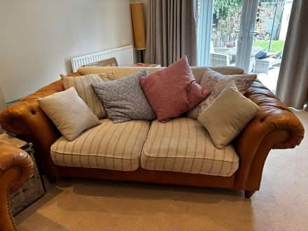 Photo of free 2x leather sofas (Hertsmere WD6) #2
