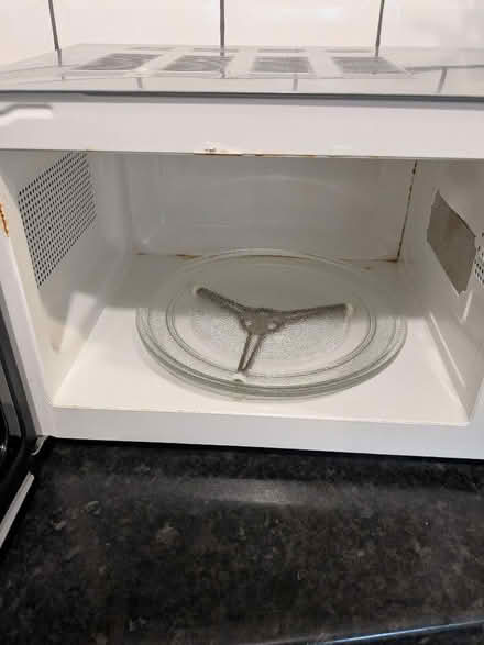 Photo of free Microwave (working) (Belvidere SY2) #2