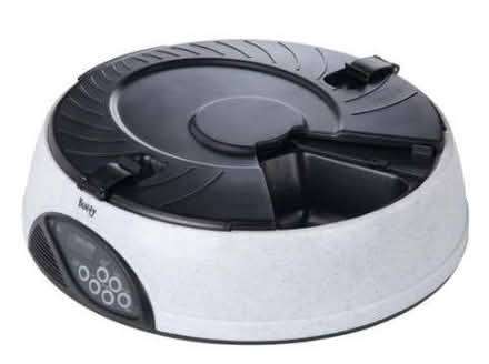 Photo of free Bunty Automatic 6 Day Meal Pet Dog Cat Feeder Food (Presteigne LD8) #1