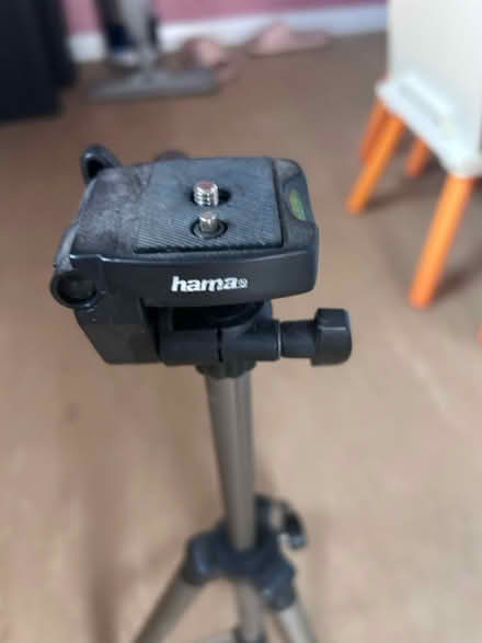 Photo of free Camera tripod (SE9) #3