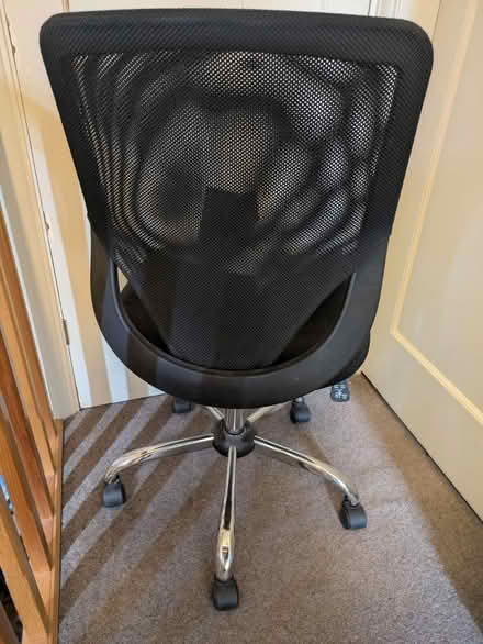 Photo of free Computer / Gaming chair (Littleover, Derby DE23) #3