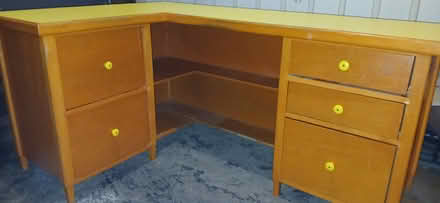 Photo of free Solid wood desk (Knoxdale area) #2