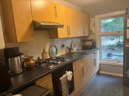 Photo of free kitchen (New Southgate N11) #1