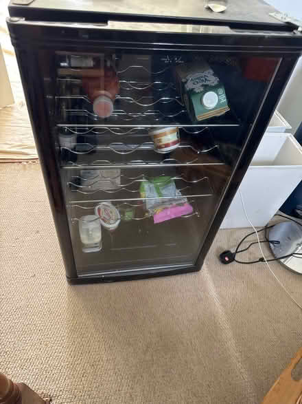 Photo of free Wine / beer fridge (Berkhamsted HP4) #1
