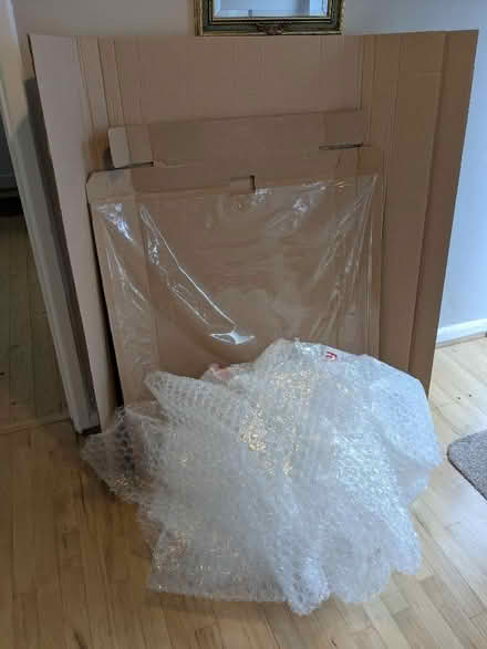 Photo of free Cardboard and bubble wrap (Woodstock OX20) #1