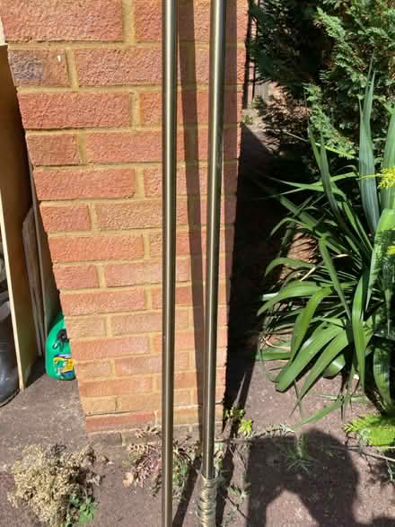 Photo of free Curtain rod, golden colour (BR7) #1
