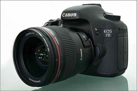 Photo of Any kind of DSLR camera (St Nicholas SG1) #1