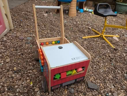 Photo of free Baby walker toy (Lowedges S8) #3