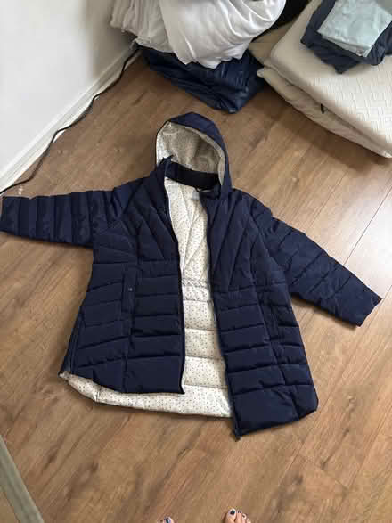 Photo of free Navy blue sz 28 women’s coat (Limehouse E1) #1