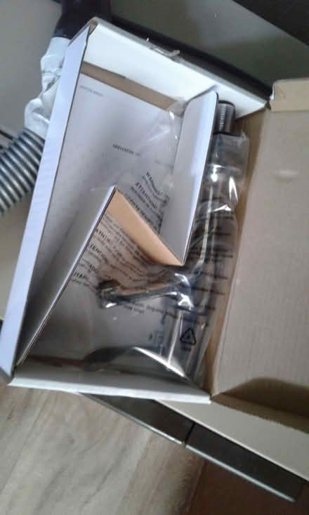 Photo of free Sink & Drainer with Taps & 1 in box (Par Nr St Austell) #3