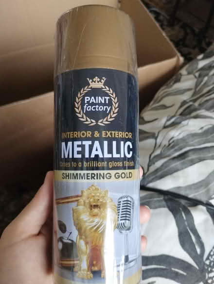 Photo of free Gold spray paint (E11 leytonstone) #1