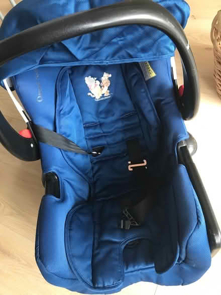 Photo of free baby car seat (hemel hempstead) #1