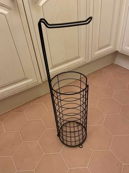Photo of free Toilet roll holder (Lewes BN7) #1