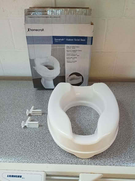 Photo of free toilet seat riser (Nailsea BS21) #1