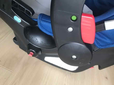 Photo of free baby car seat (hemel hempstead) #3