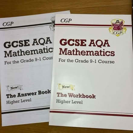 Photo of GCSE maths books (Longley Green WR13) #1