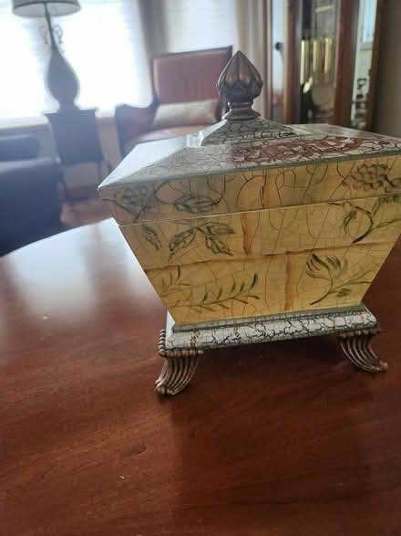 Photo of free Decorative container (southeast Fort Collins) #1