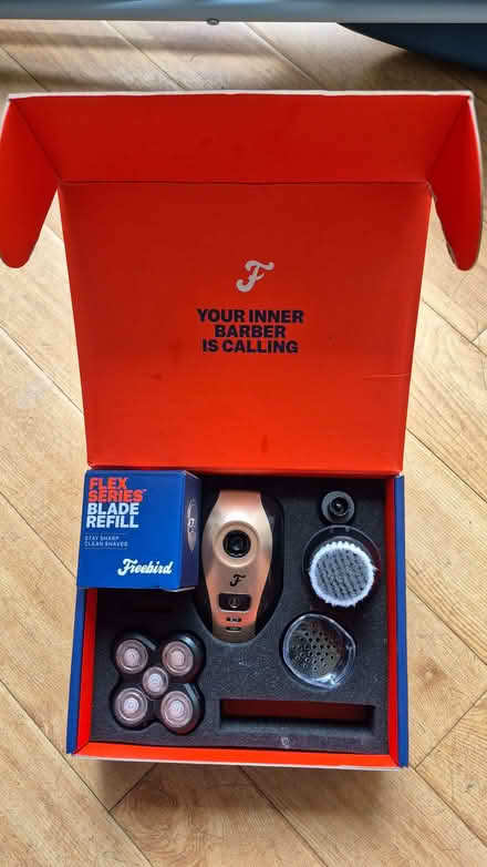 Photo of free Rechargeable head and body shaver (High Green S35) #1