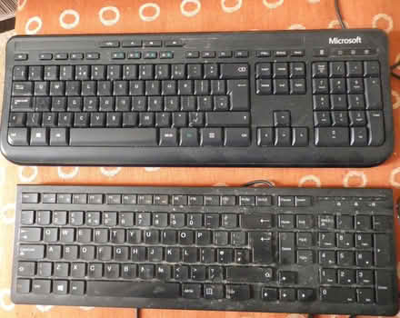 Photo of free Wired Computer Keyboards (Ware SG12) #1