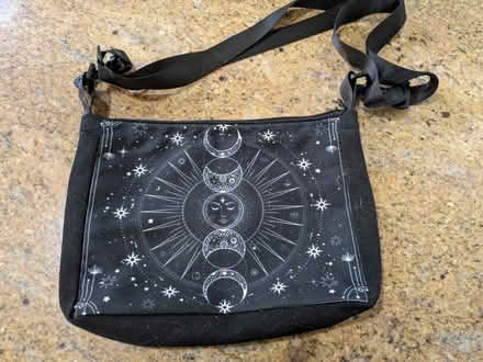 Photo of free Handbag and compression socks (Cypress off Jones and Cy N Hou) #2