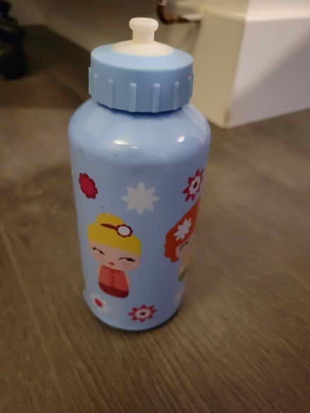 Photo of free Kids drink bottle (Tamworth) #4