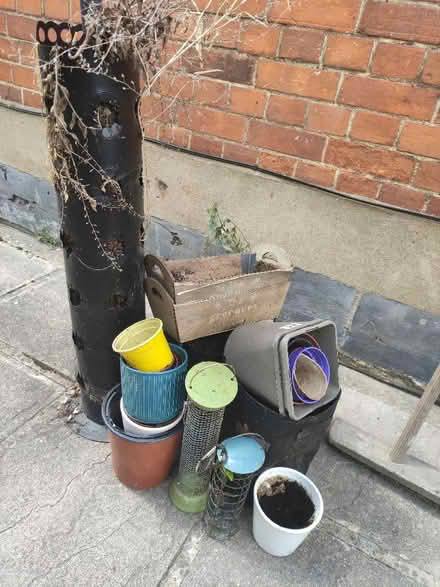 Photo of free Standing planter, Plant pots free (GU14) #1