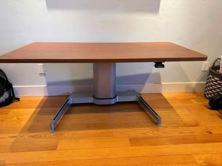 Photo of free Manual Height adjustable table (Near 85/Fremont) #2