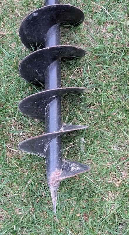 Photo of free Manual post hole borer (Kennington OX1) #2