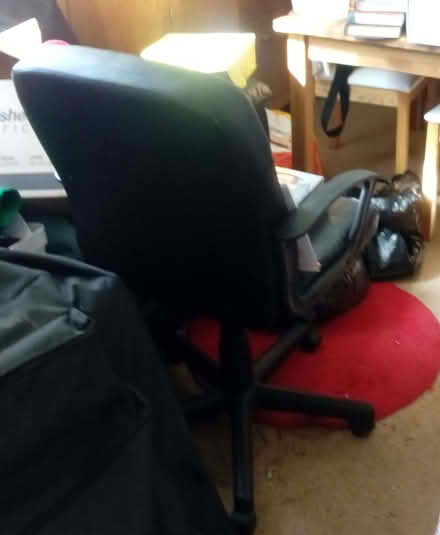 Photo of free Black office chair (Chipping Norton OX7) #1