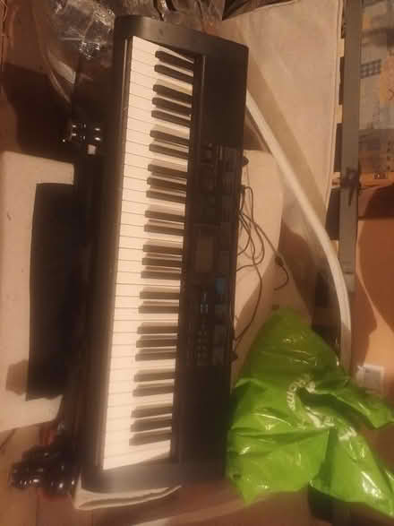 Photo of free Keyboard with power lead (Ladybank KY15) #1