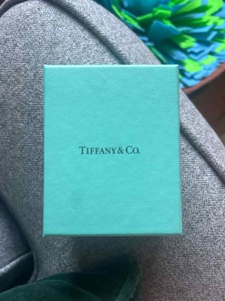 Photo of free Empty Tiffany box (Park street st albans AL2) #1