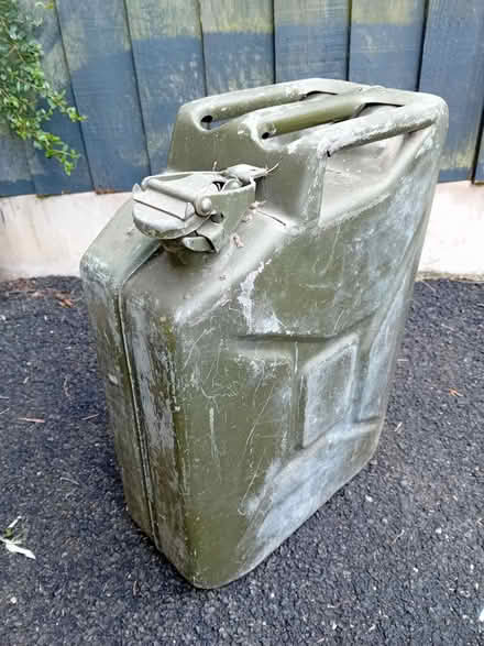 Photo of free Jerry can (Kingston Hill ST16) #1