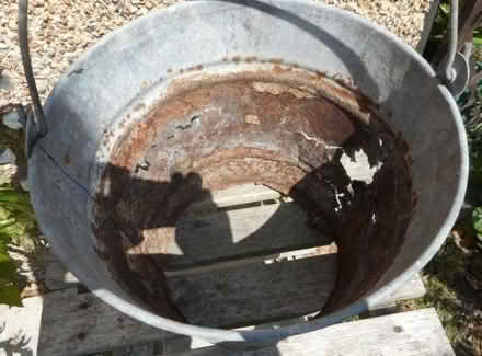 Photo of free There's a hole in my bucket - old English folk song (East Croydon CR0) #4