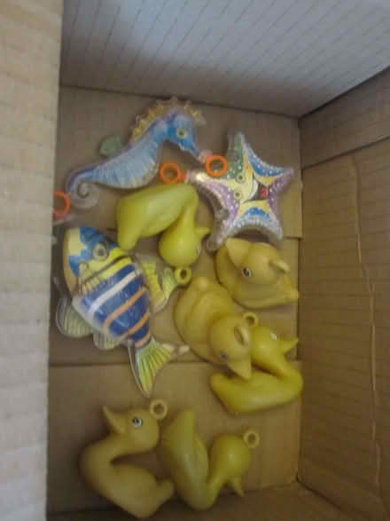 Photo of free Hooking Bath Toys (North Sheen TW9) #1