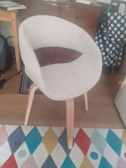 Photo of free revolving chair (King's Cross N1) #1