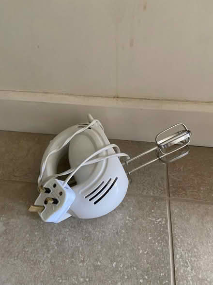 Photo of free hand mixer (New Marston OX3) #1