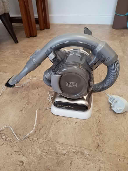 Photo of free vacuum cleaner, small, rechargeable (Drumbrae, Corstorphine EH4) #1
