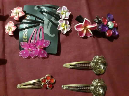 Photo of free Hair ornaments (Wigmore HR6) #1