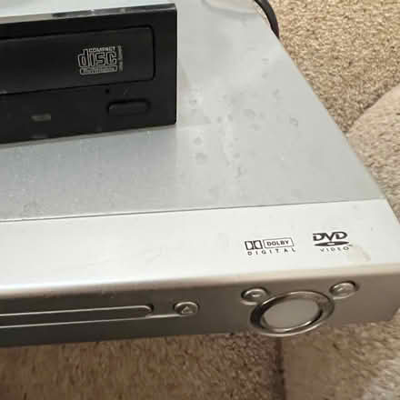 Photo of free 2 DVD players (Prenton CH42) #2