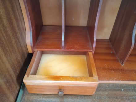 Photo of free Vintage Beuro/ writing desk (Moor Allerton LS17) #2