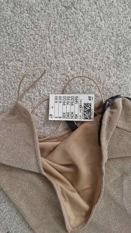 Photo of free Womens mini dresses (XS) H&M (KT5) #4