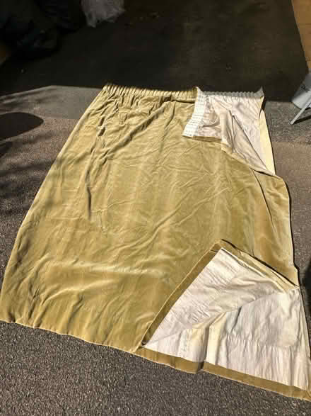 Photo of free Curtain (Bloxham OX15) #1