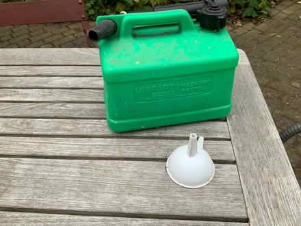 Photo of free Petrol canister 5l plastic (The Grange EH9) #2