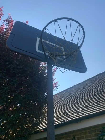 Photo of free Basketball hoop (Wheathampstead AL4) #1