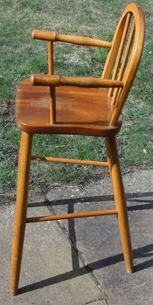 Photo of free Child's wooden chair. (Hoylake CH47) #3