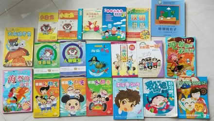 Photo of free Assorted english & chinese books (Tpy) #1