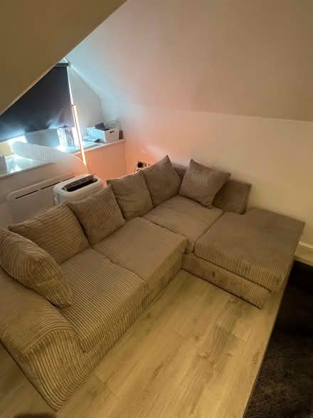 Photo of free L-Shaped Sofa (Bromley BR1) #4