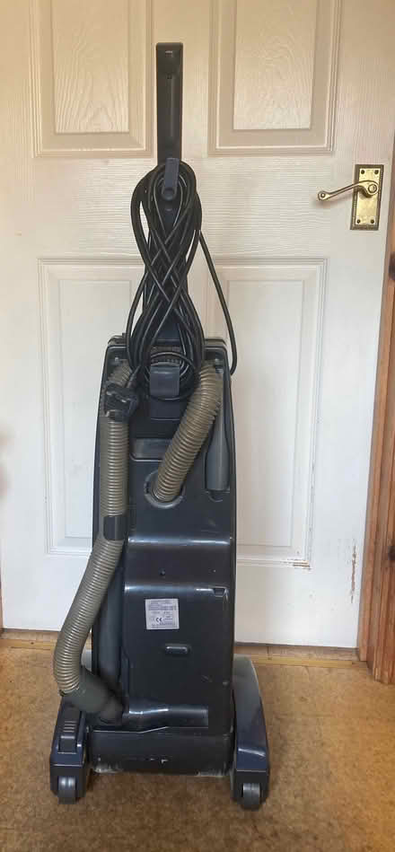 Photo of free Hitachi vacuum cleaner (Howey LD1) #3