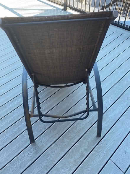 Photo of free Lounge chair (Museum of Nature - downtown) #2